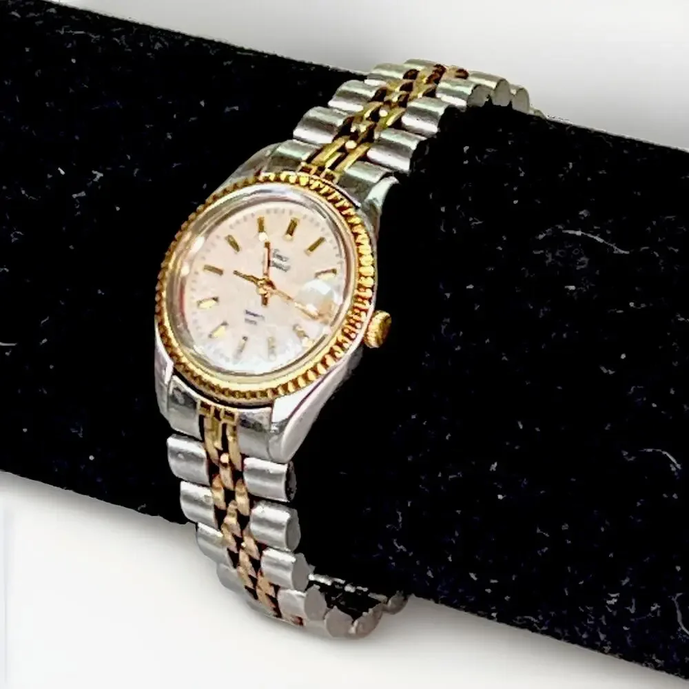Vintage Timex Indiglo Women’s Watch Silver/Gold Tone Date Presidential Bracelet
